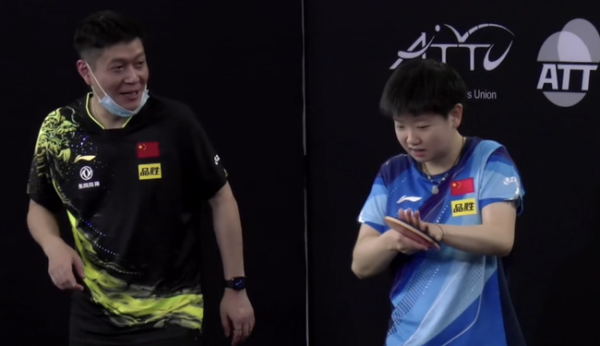 世乒赛初赛国乒5女将一同赢球 孙颖莎送敌手11比0