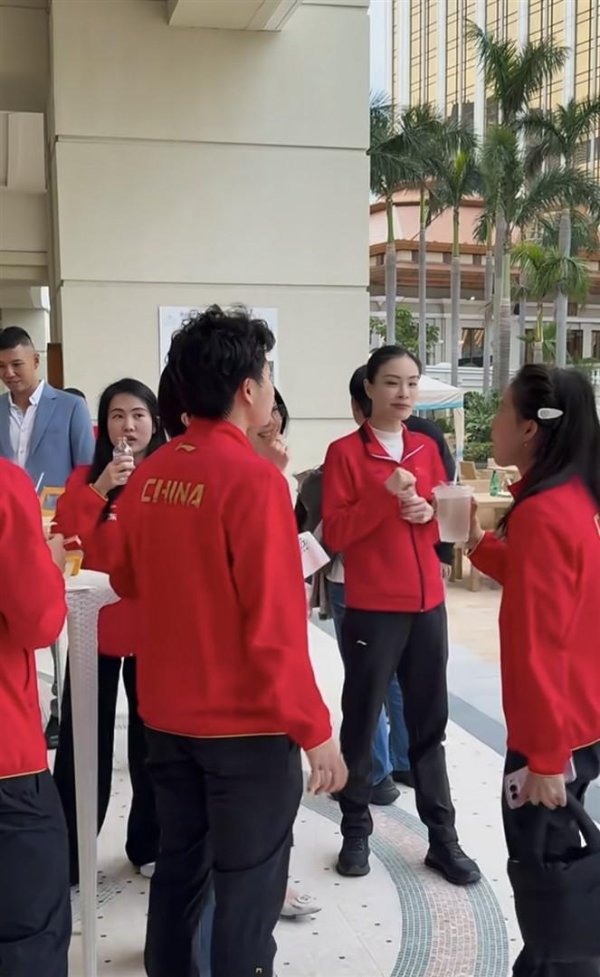 跳水女皇的“身段密码”：从吴敏霞的枯瘦到陈芋汐的直板，资质与自律的较量