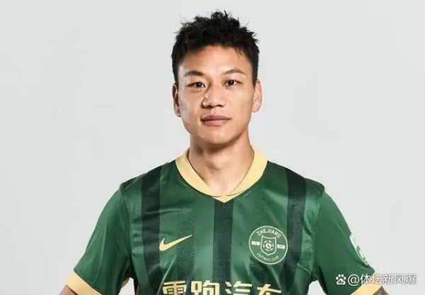 海港冬窗首波操作曝光：专挑“实用型”下手！免签十大哥臣+截胡两队中枢，凑皆四大悍将只为惩处上赛季最头疼贫寒