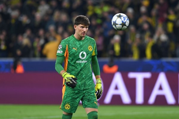 踢球者德甲门将评级：科贝尔、古拉茨、鲍曼洲际级，诺伊尔国脚级